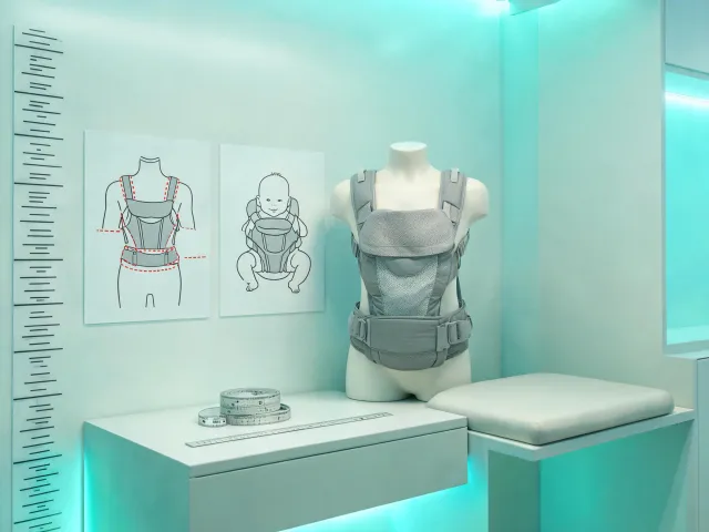 Carrier fit station